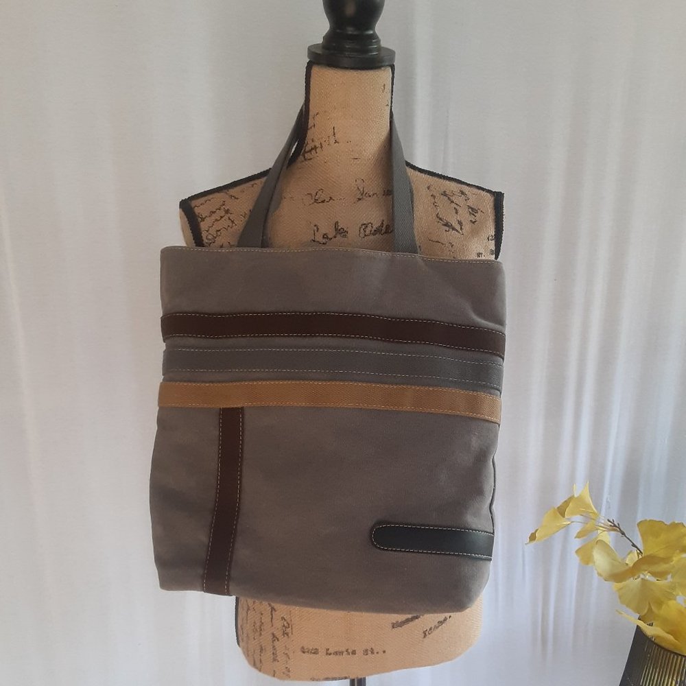 Eco-Made Vegan Canvas & Denim Zippered Medium Tote